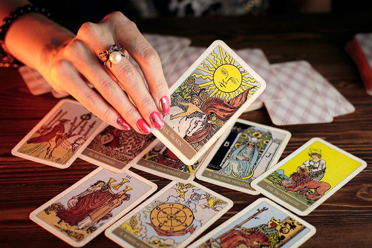 choose the best tarot card reading online consultant today